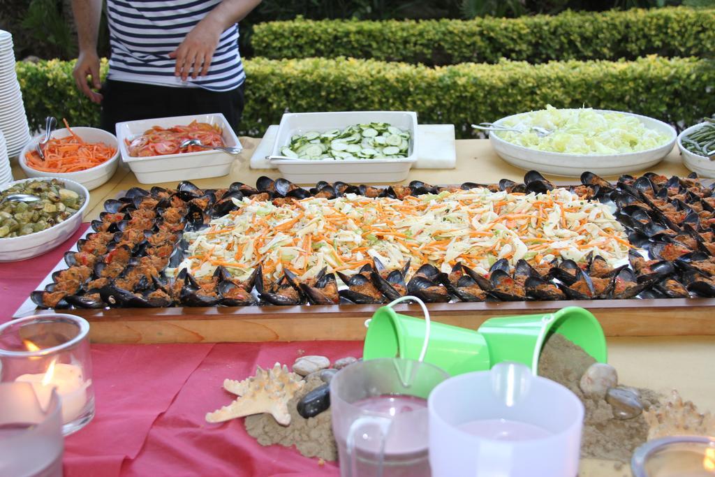 קאטוליקה Hotel Garden מראה חיצוני תמונה