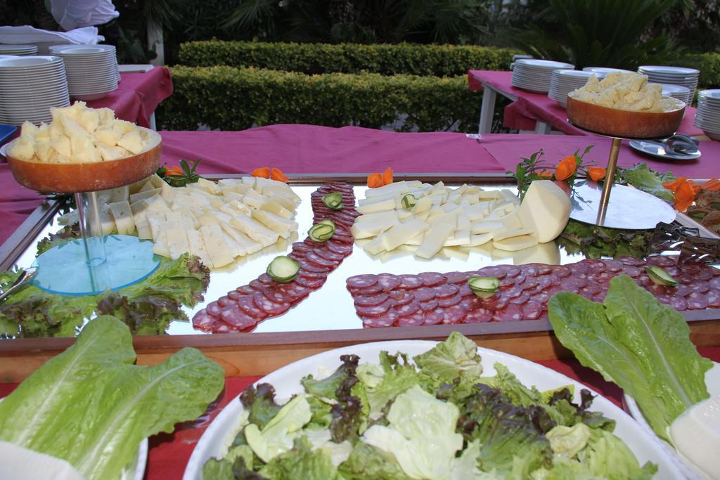 קאטוליקה Hotel Garden מראה חיצוני תמונה