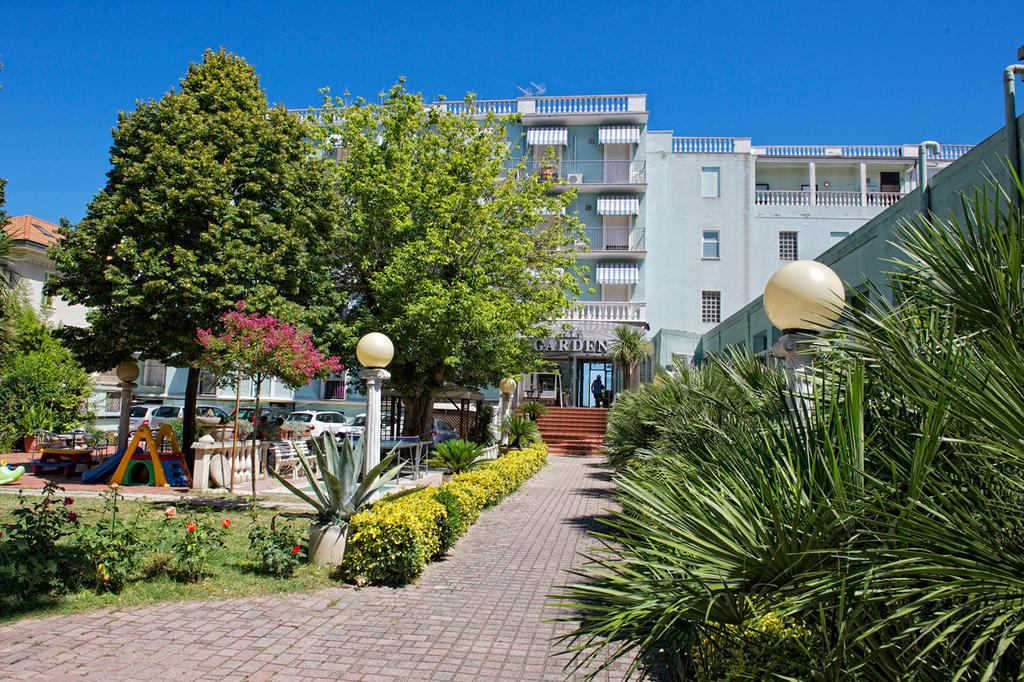 קאטוליקה Hotel Garden מראה חיצוני תמונה